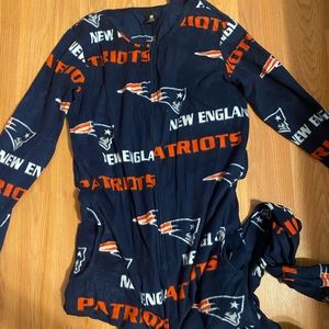 Patriots Feety Pajamas - Size small